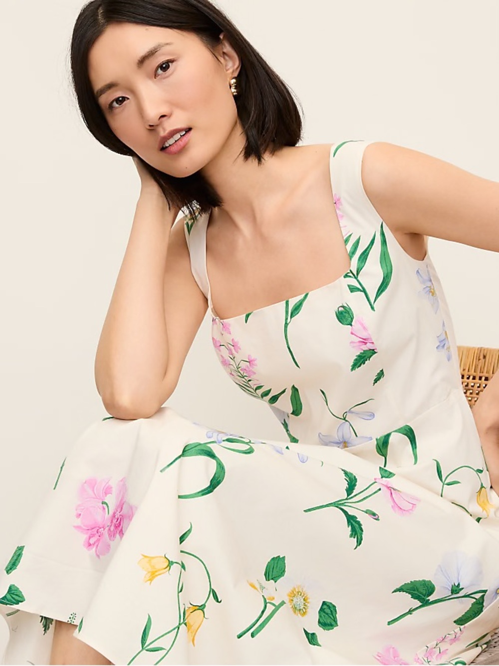 Ann Taylor Floral Square-Neck Midi Dress in Cream. Size 10 Classic